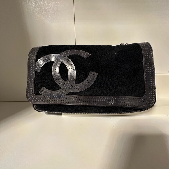 Chanel CC Sport Line Flap Bag Terry Cloth. Comes with with dust bag/COA - Picture 2 of 11